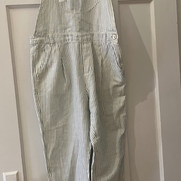 Zara overal size XS - Picture 1 of 6